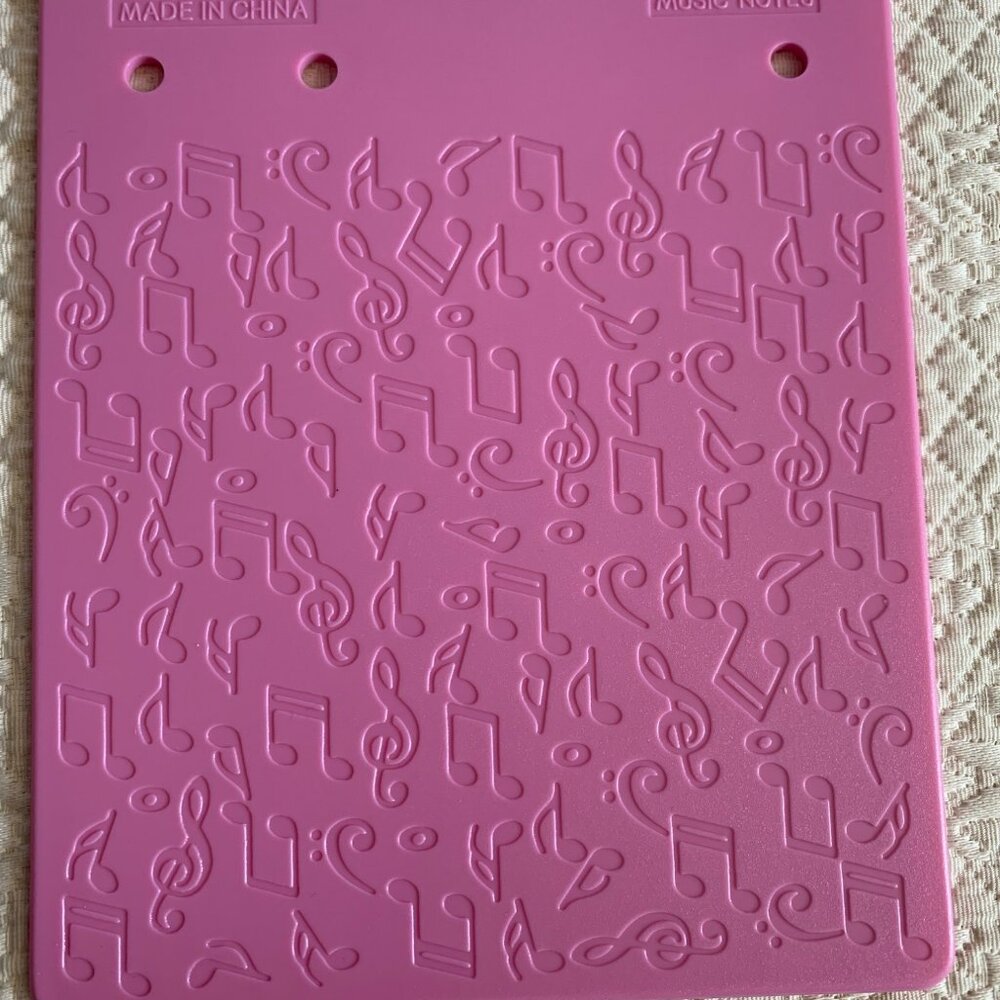 Scrapbooking Fiskars Lace Music Notes Embossing Plate 6x7"